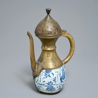 A Chinese blue and white bottle vase with Islamic brass mount, Wanli