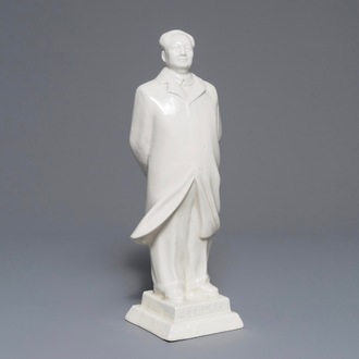 A tall Chinese figure of Mao Zedong standing on an inscribed base, marked, 2nd half 20th C.