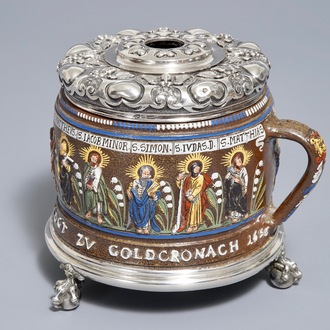 Een pul met aposteldecor in Creussen steengoed met latere Russisch zilveren Fabergé-montuur, 1656 gedateerd