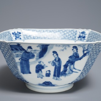 Un bol de forme carré en porcelaine de Chine bleu et blanc, marque de Chenghua, Kangxi
