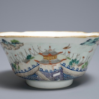Un bol en porcelaine de Chine famille rose à décor d'un paysage, marque et époque de Daoguang