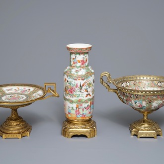 Trois pièces en porcelaine de Chine famille rose de Canton aux montures en bronze, 19ème