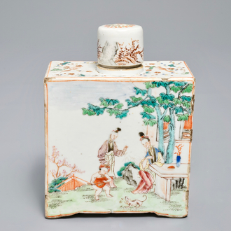 Une boîte à thé couverte en porcelaine de Chine famille rose, Qianlong
