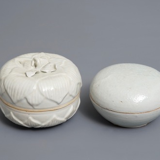 Deux boîtes couvertes en porcelaine blanc de Chine et qingbai, Song ou après