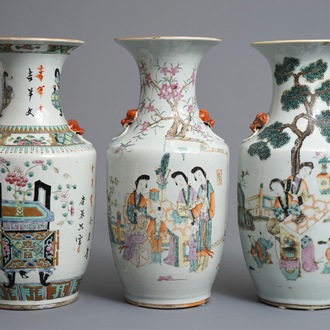 Trois vases en porcelaine de Chine famille rose, 19ème