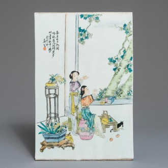 A Chinese famille rose plaque, signed Huang Qi, 20th C.