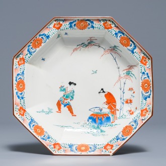 An octagonal Japanese Kakiemon "Hob in the well' dish, Edo, 2nd half 17th C.