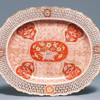 A Chinese Dutch-decorated iron red and gilt reticulated dish, Qianlong