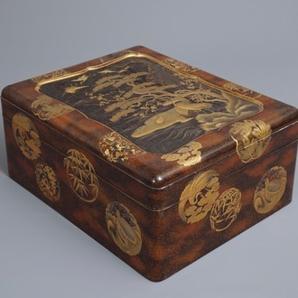 A Japanese lacquer 'suzuribako' with inner compartment, Edo or Meiji, 19th C.
