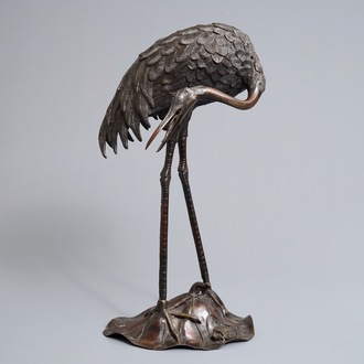 A tall bronze model of a crane, Japan, Edo/Meiji, 18/19th C.