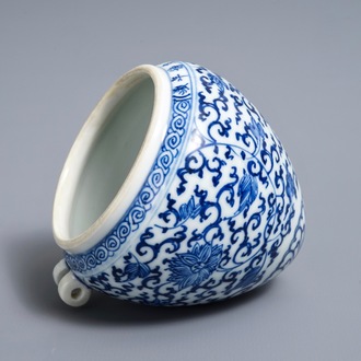 A Chinese blue and white Xuande-inscribed birdfeeder, Kangxi