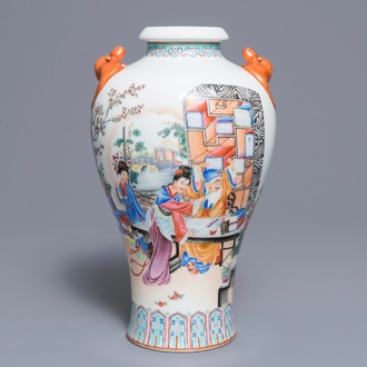 A fine Chinese famille rose meiping vase with bat handles, seal mark, Republic, 20th C.