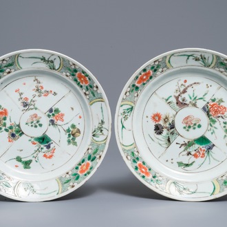 A pair of Chinese famille verte plates with floral design, Kangxi