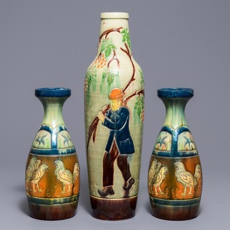 Trois vases en poterie flamande, 1ère moitié du 20ème