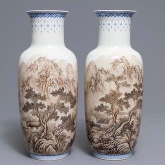A pair of Chinese landscape vases, signed Zhou Guo Jun, Republic, 20th C.