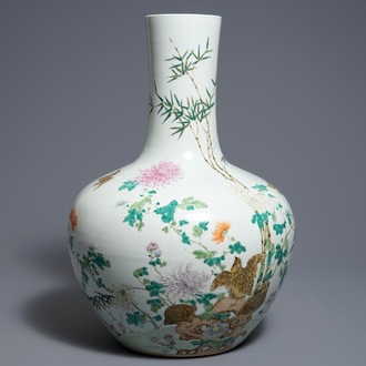 A Chinese famille rose tianqiu ping vase with birds, Qianlong mark, 19th C.