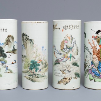 Quatre portes-chapeau en porcelaine de Chine qianjiang cai, 19/20ème