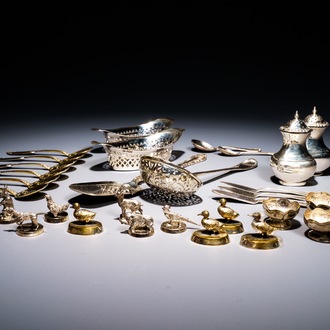 A varied collection of small silverware and ten silver-plated menu stands, 19/20th C.