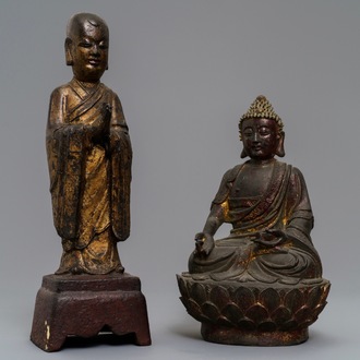 Deux figures en bronze doré et laqué figurant Mahakasyapa et Bouddha Shakyamuni, Chine, Ming et après