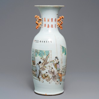 Un vase en porcelaine de Chine qianjiang cai à double décor, 19/20ème