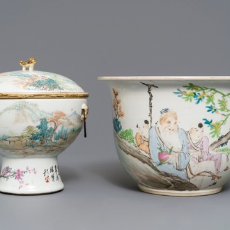 Un bol couvert sur piedouche et une jardinière en porcelaine de Chine qianjiang cai, 19/20ème