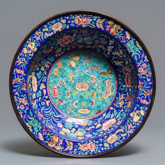 A large Chinese Canton enamel basin, 18/19th C.