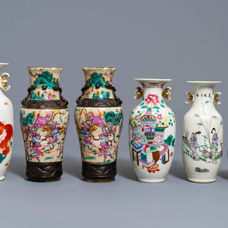 Six vases en porcelaine de Chine famille rose et verte, 19ème