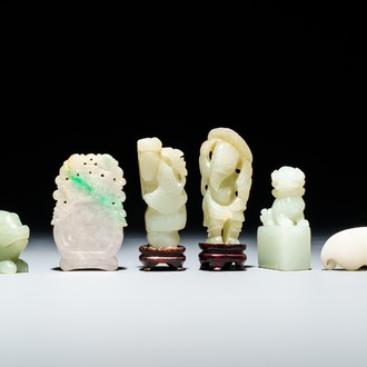 Six oeuvres en jade blanc et céladon sculpté, Chine, 19/20ème