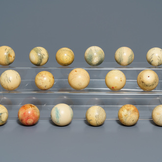 Seventeen ivory billiard balls, 19th C.