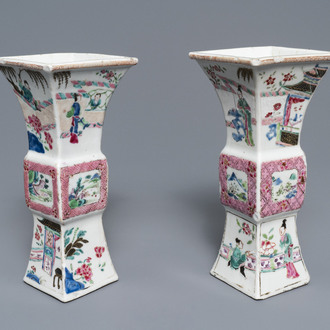 Une paire de vases en porcelaine de Chine famille rose à décor de 'La Romance de la chambre de l'ouest', Yongzheng