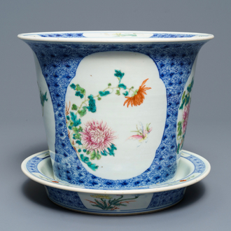 A Chinese famille rose floral jardinière on stand, Guangxu mark, Republic, 20th C.