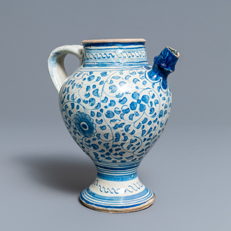 A blue and white Antwerp maiolica wet drug jar, 2nd half 16th C.