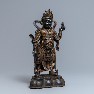 Une figure de Weituo en bronze laqué et doré, Chine, Ming
