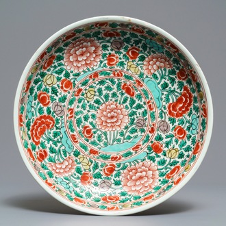 A Chinese famille verte dish with floral design, Kangxi