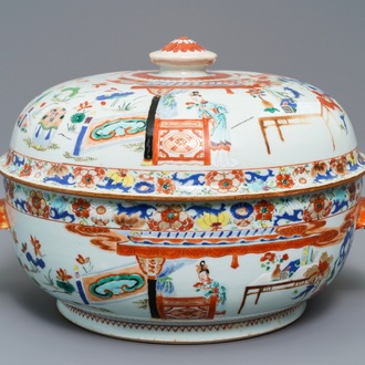 A round Chinese famille verte tureen and cover with ladies in a landscape, Yongzheng