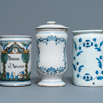 Three blue and white and polychrome French faience albarello-type drug jars, 2nd half 18th C.