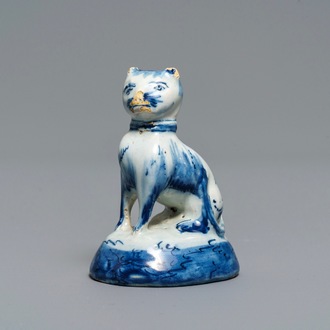 Un modèle miniature d'un chat en faïence de Delft en bleu et blanc, 18ème