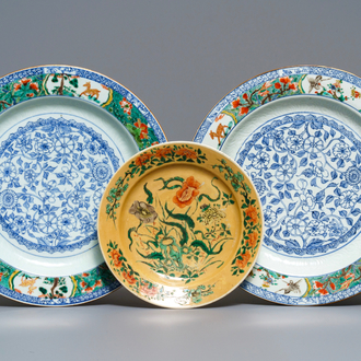 A pair of Chinese famille verte dishes and a café-au-lait-ground plate, Kangxi