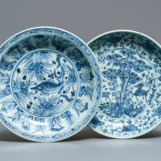 Two Chinese blue and white dishes with a carp and with deer, Hongzhi