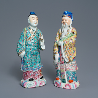 Deux figures d'immortels en porcelaine de Chine famille rose, 19/20ème