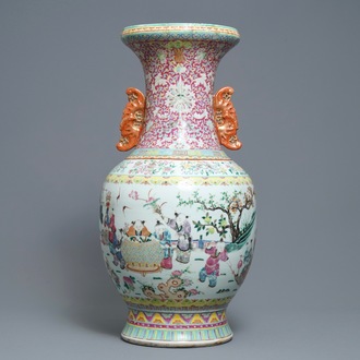 A large Chinese famille rose vase, 19th C.