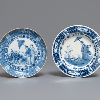 Twee Chinese en Japanse blauw-witte borden naar Cornelis Pronk, 'De parasoldames', 18e eeuw