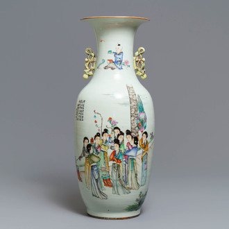 A Chinese famille rose two-sided design vase, 19/20th C.