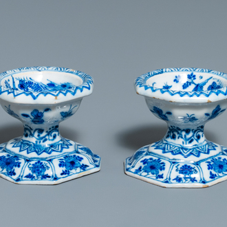 A pair of Dutch Delft blue and white salts, 18th C.