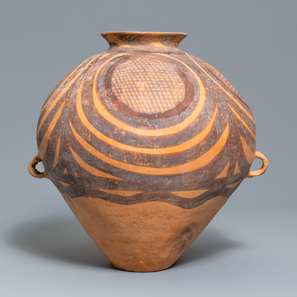 Een Chinese aardewerken vaas, Banshan periode, Majiayao cultuur, 2600 tot 2300 v.C.