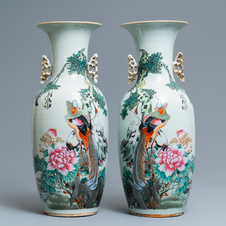 A pair of Chinese famille rose vases with birds, 19/20th C.