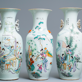 Trois vases en porcelaine de Chine famille rose, 19/20ème