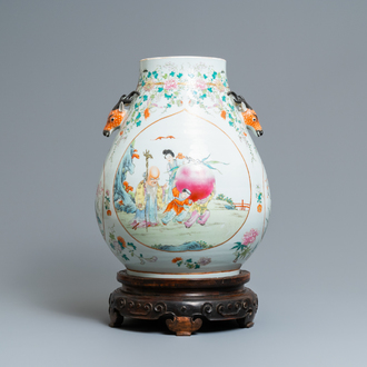 A fine Chinese famille rose 'hu' vase with immortals, Qianlong mark, 19th C.