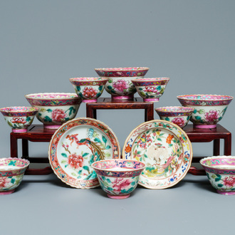 Dix bols et deux soucoupes en porcelaine de Chine famille rose pour le marché Straits ou Peranakan, 19ème