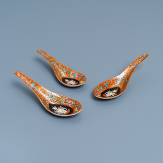 Three Chinese Thai market Bencharong spoons, 19th C.